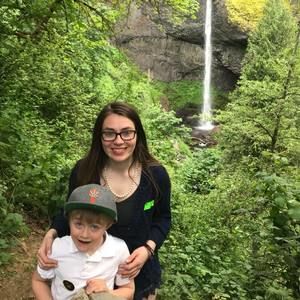 Meet your Posher, Lindsay